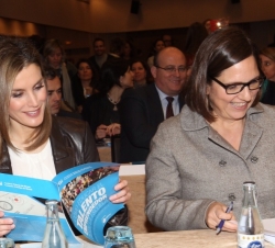 La Princesa de Asturias y de Girona junto a Mónica Margarit, directora general de la Fundación Príncipe de Girona